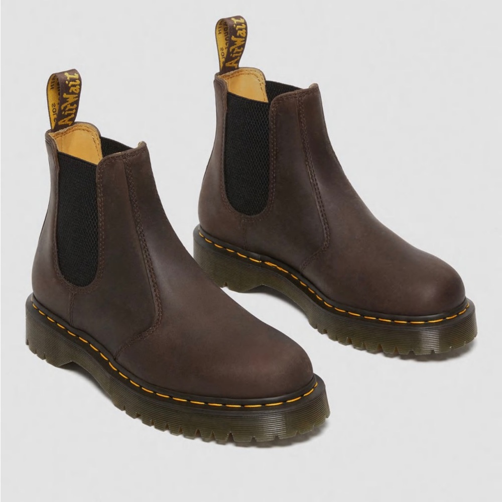 Dr. Martens- 2976 Bex Crazy Horse Chelsea boots